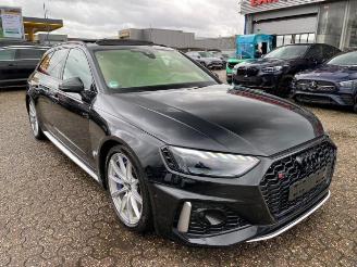 Damaged car Audi Rs4 Special Edition Avant*HEAD-UP - PANO - KAM* 2021/10