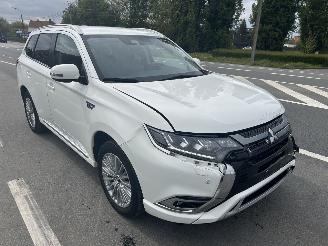 Uttjänta bilar auto Mitsubishi Outlander PLUG-IN HYBRID 2020/12