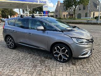 krockskadad bil auto Renault Grand-scenic 1.3 - 103 Kw automaat 2021/4