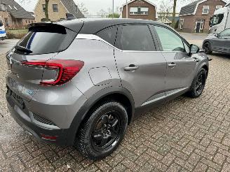 Renault Captur 1.6 Pug-in Hybride RS picture 11