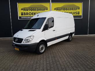 damaged commercial vehicles Mercedes Sprinter 210 2.2 CDI 366 2012/1