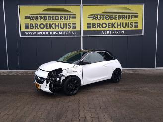 Coche accidentado Opel Adam 1.4 Slam 2015/9