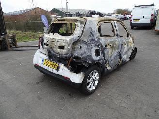 Damaged car Smart Forfour 1.0 12v 2015/1