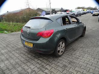 Uttjänta bilar auto Opel Astra 1.4 Turbo 2011/3