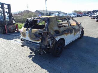 damaged passenger cars Volkswagen Golf GTi 2017/3