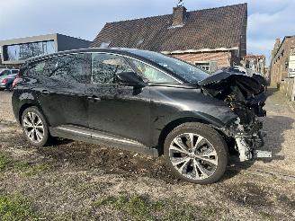 damaged passenger cars Renault Scenic 1.3 tce 2019/1