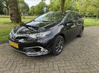 Toyota Auris Touring Sports  picture 1