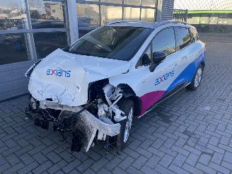 skadebil auto Renault Clio Estate 1.5 dCi Limited 2019/1