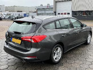 occasion passenger cars Ford Focus Wagon 1.0 EcoBoost Trend Edition Business 2021/9
