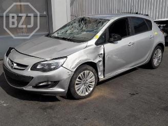 Autoverwertung Opel Astra Astra J (PC6/PD6/PE6/PF6), Hatchback 5-drs, 2009 / 2015 1.4 Turbo 16V 2015/6