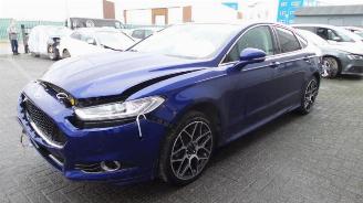 Salvage car Ford Mondeo  2017/0
