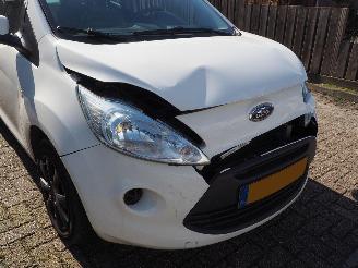 Ford Ka 1.2 style S/S picture 10