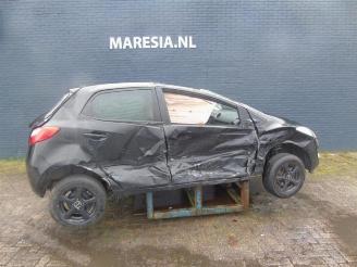 krockskadad bil auto Mazda 2 2 (DE), Hatchback, 2007 / 2015 1.3 16V MZR 2013/8