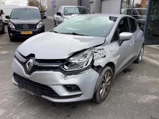 damaged passenger cars Renault Clio Clio IV (5R), Hatchback 5-drs, 2012 0.9 Energy TCE 90 12V 2018/3