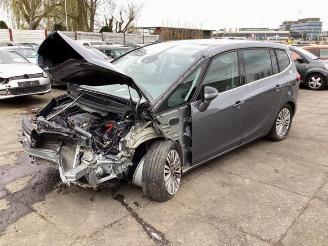 damaged passenger cars Opel Zafira Zafira Tourer (P12), MPV, 2011 / 2019 1.4 Turbo 16V Ecotec 2017/1