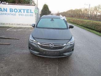 Auto incidentate Opel Astra  2018/1