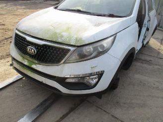 Damaged car Kia Sportage  2014/1