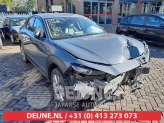 damaged passenger cars Mazda CX-30 CX-30 (DM), SUV, 2019 2.0 e-SkyActiv-G 122 16V 2021
