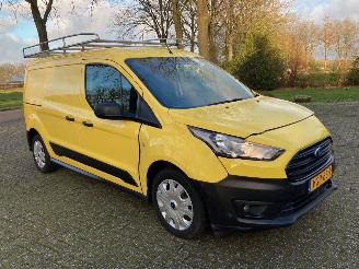 damaged commercial vehicles Ford Transit Connect  2020/8