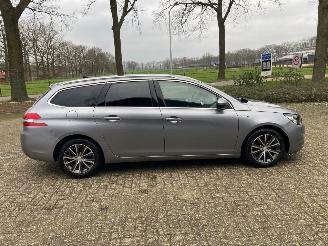 Peugeot 308 1.2 Automaat Style picture 2