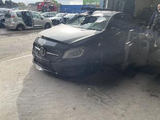 Damaged car Mercedes A-klasse 220 CDI 2013/1