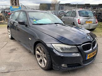 Uttjänta bilar auto BMW 3-serie  2011/1