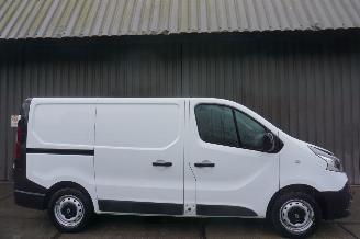 damaged commercial vehicles Renault Trafic 1.6 DCi 89kW L1H1 2017/8