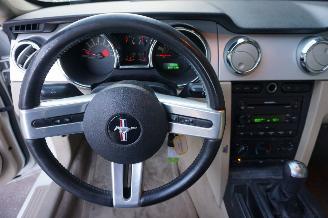 Ford USA Mustang 4.6 V8 221kW GT Leder Radio picture 28
