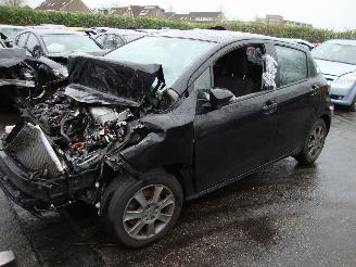 danneggiata veicoli commerciali Toyota Yaris  2014/1