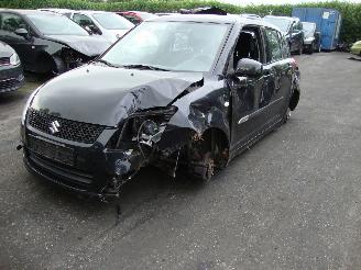 damaged passenger cars Suzuki Swift  2009/1