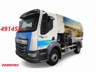 krockskadad bil vrachtwagen DAF LF 230 FA Johnston VS652 Sweeper Kehrmaschine BY 2020 Euro 6 2020/1