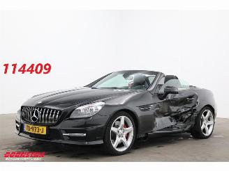 uszkodzony samochody osobowe Mercedes SLK SLK200 Aut. AMG CarbonLOOK Airscarf H/K Leder Navi Camera 87.164 km! 2015/6