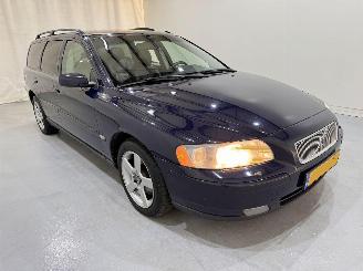 Autoverwertung Volvo V-70 2.5T Kinetic Automaat 2005/11