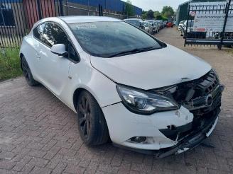 Auto incidentate Opel Astra  2014/7