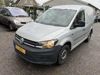 damaged commercial vehicles Volkswagen Caddy 1.6 TDI 2015/9