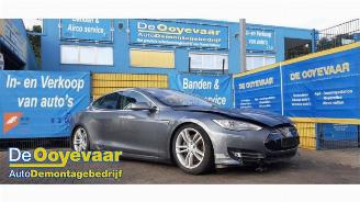 Démontage voiture Tesla Model S Model S, Liftback, 2012 85 2014/3