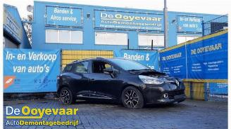 Voiture accidenté Renault Clio Clio IV Estate/Grandtour (7R), Combi 5-drs, 2012 1.5 Energy dCi 90 FAP 2013/10