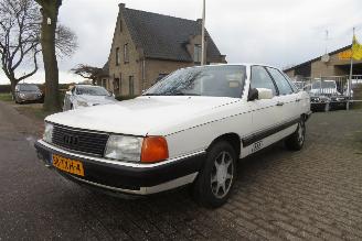 Uttjänta bilar auto Audi 100 5 CILINDER BENZINE AIRCO 1984/2