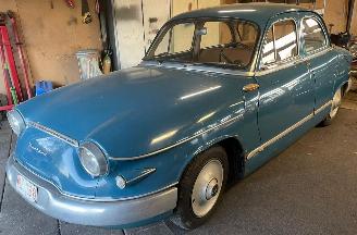 Uttjänta bilar auto Panhard PL 17 SEDAN 1962/1