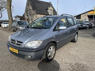 skadebil auto Opel Zafira -A 1.6i-16V Comfort, 7 PERSOONS, AIRCO 2003/12