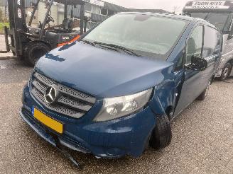 Mercedes Vito 114 CDI Lang AUTOMAAT DC Comfort BJ 2015 179118 KM picture 7