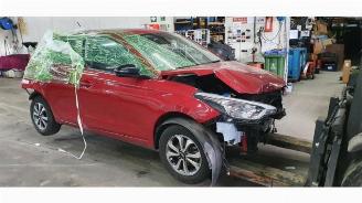 Salvage car Hyundai I-20 i20 (GBB), Hatchback, 2014 1.2i 16V 2019/2