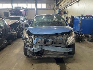 damaged passenger cars Renault Twingo Twingo II (CN), Hatchback 3-drs, 2007 / 2014 1.2 16V 2011/3
