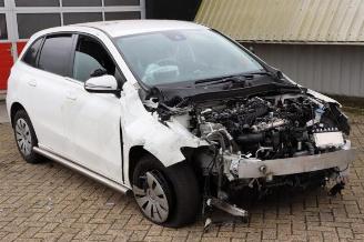 škoda osobní automobily Mercedes B-klasse B (W247), Hatchback, 2018 / 2025 2.0 B-200d 2021/10
