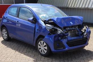 Voiture accidenté Peugeot 108 108, Hatchback, 2014 1.0 12V VVT-i 2019/11