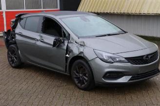 Voiture accidenté Opel Astra Astra K, Hatchback 5-drs, 2015 / 2022 1.2 Turbo 12V 2021/12