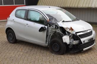 uszkodzony samochody osobowe Peugeot 108 108, Hatchback, 2014 1.0 12V VVT-i 2019/8