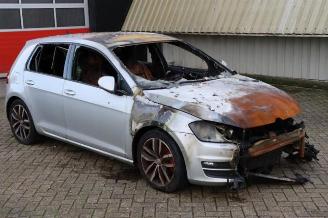 Voiture accidenté Volkswagen Golf Golf VII (AUA), Hatchback, 2012 / 2021 1.6 TDI 16V 2013/6