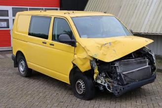 damaged passenger cars Volkswagen Transporter Transporter T6, Van, 2015 2.0 TDI 150 2018/12