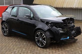 damaged passenger cars BMW i3 i3 (I01), Hatchback, 2013 / 2022 i3s 2020/9